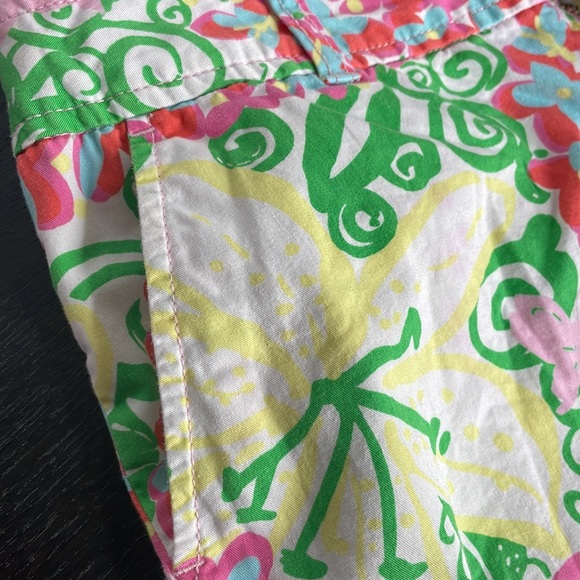 Lilly Pulitzer Floral Short - Picture 3 of 4